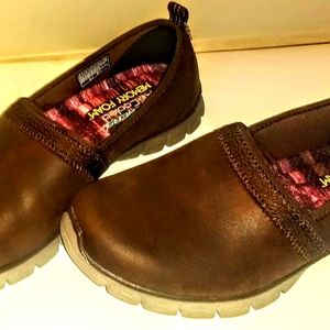 Skechers women's leather shoe